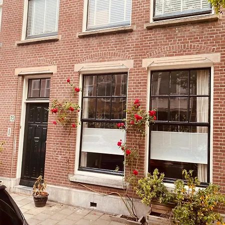 Spacious Family House In * Den Haag